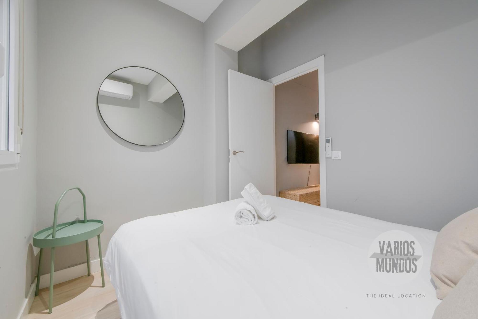 Pequeno Paraiso Para 4, En Plaza De Chueca Madrid Exteriör bild